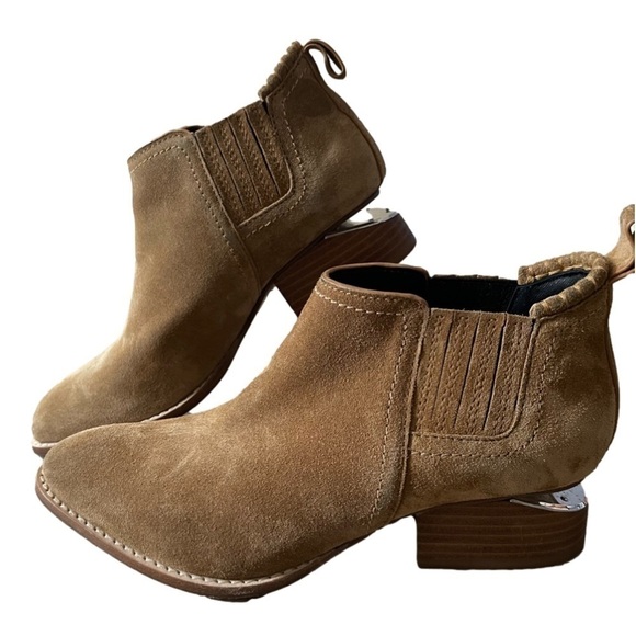 ALEXANDER Wang Brown Suede Kori Boots Size: US 6 - Picture 2 of 11